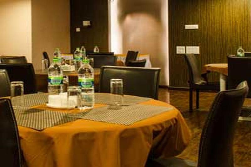 Hotel Siesta Hinjewadi Pune Exterior photo